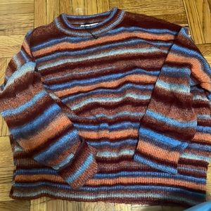 Mango sweater, great color way. Perfect for fall. Size medium